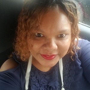 Meet your Posher, Beverly